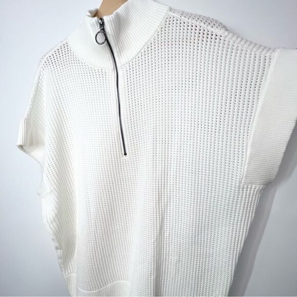 NWT Livi Lane Bryant Short Sleeve Half Zip Mesh Sweater White Size 18/20 - Picture 5 of 13